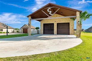 121 Spring Ridge, Victoria, TX 77904 - Photo 23
