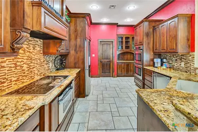 121 Spring Ridge, Victoria, TX 77904 - Photo 13