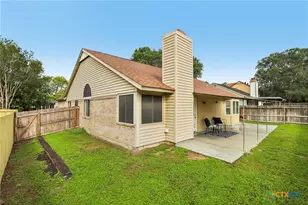 305 Hornbean Ln, Cibolo, TX 78108 - Photo 15