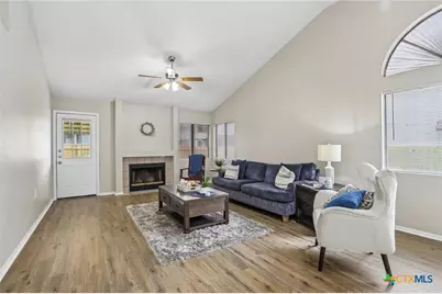 305 Hornbean Lane, Cibolo, TX 78108 - Photo 3