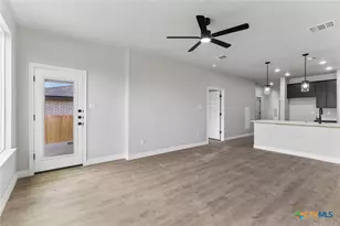 1307 Lone Pine Way, Killeen, TX 76543 - Photo 11