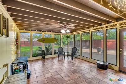 101 N Crescent Drive, Victoria, TX 77901 - Photo 13