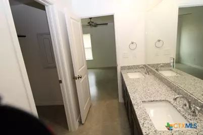 514 Lost Trail #b, Copperas Cove, TX 76522 - Photo 19