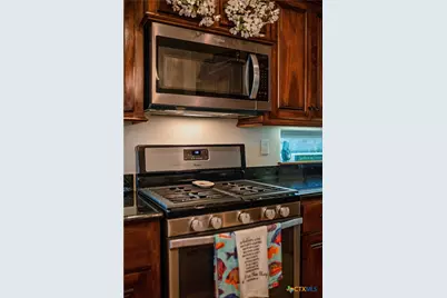 4 Lavaca Bay Place, Port Lavaca, TX 77979 - Photo 9