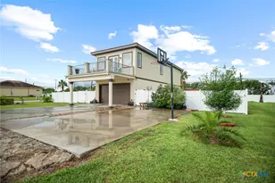 4 Lavaca Bay Pl, Port Lavaca, TX 77979 - Photo 37