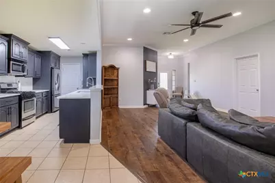 113 Zephyr Drive, Victoria, TX 77904 - Photo 7