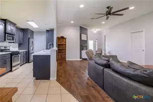 113 Zephyr Dr, Victoria, TX 77904 - Photo 7