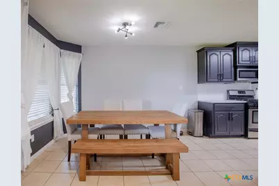 113 Zephyr Drive, Victoria, TX 77904 - Photo 15
