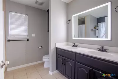 113 Zephyr Drive, Victoria, TX 77904 - Photo 17