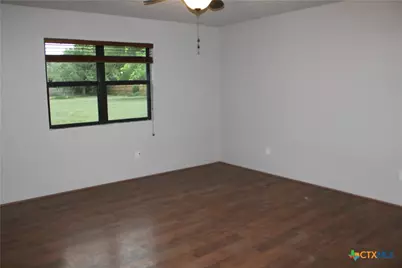 677 County Road 3081, Lampasas, TX 76550 - Photo 27