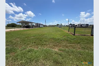 1305 E Toledo, Seadrift, TX 77983 - Photo 1