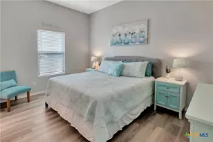 143 Paradise Dr, Rockport, TX 78382 - Photo 9