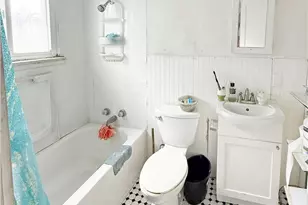 204 E Austin St, Port Lavaca, TX 77979 - Photo 21
