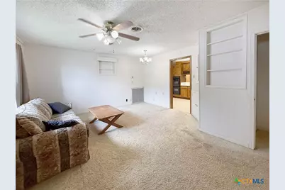 204 E Austin Street, Port Lavaca, TX 77979 - Photo 7