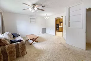 204 E Austin St, Port Lavaca, TX 77979 - Photo 7