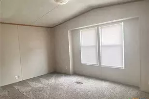 208 Picasso Dr, San Marcos, TX 78666 - Photo 9