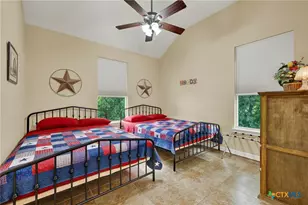186 River Villas Ct, New Braunfels, TX 78132 - Photo 17