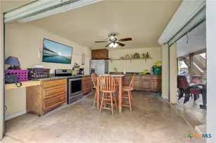 186 River Villas Ct, New Braunfels, TX 78132 - Photo 29