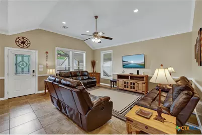 186 River Villas Court, New Braunfels, TX 78132 - Photo 7