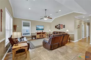 186 River Villas Ct, New Braunfels, TX 78132 - Photo 9