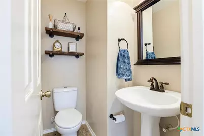 518 Bandera Circle, New Braunfels, TX 78130 - Photo 21