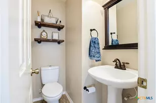 518 Bandera Cir, New Braunfels, TX 78130 - Photo 21