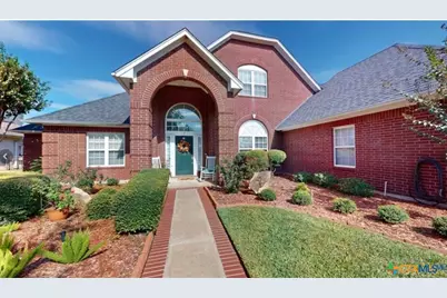 205 Willow Way, Victoria, TX 77904 - Photo 1