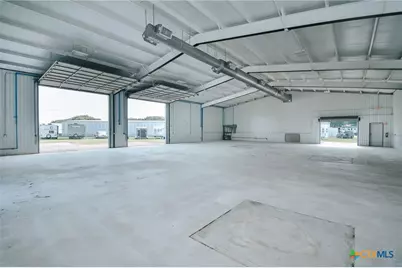 13102 N Navarro Street #B, Victoria, TX 77904 - Photo 7