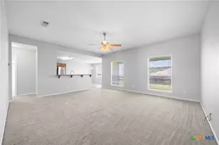 2607 Tarrant County Dr, Killeen, TX 76549 - Photo 7