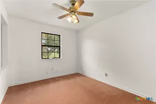 16567 FM725, Seguin, TX 78155 - Photo 15