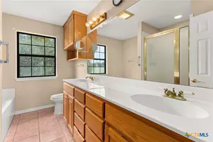 16567 FM725, Seguin, TX 78155 - Photo 19