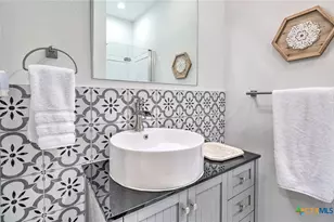 1419 N 5th St, Temple, TX 76501 - Photo 17