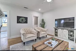 1419 N 5th St, Temple, TX 76501 - Photo 5