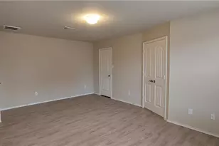 1556 Birmingham Dr, Seguin, TX 78155 - Photo 13