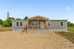 305 S 6th St, Buckholts, TX 76518 - Photo 1