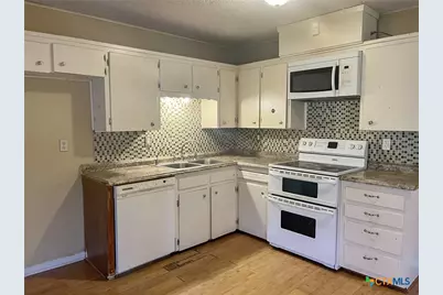 814 S 25th Street, Copperas Cove, TX 76522 - Photo 11