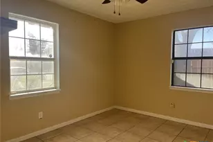 814 S 25th St, Copperas Cove, TX 76522 - Photo 15