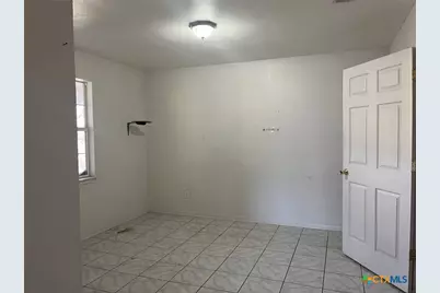 814 S 25th Street, Copperas Cove, TX 76522 - Photo 5