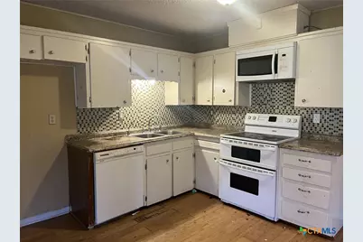 814 S 25th Street, Copperas Cove, TX 76522 - Photo 9