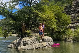 8400 River Rd, New Braunfels, TX 78132 - Photo 7