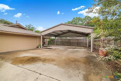 208 Berkshire Lane, Victoria, TX 77904 - Photo 33