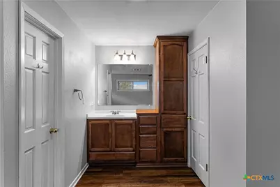 208 Berkshire Lane, Victoria, TX 77904 - Photo 19