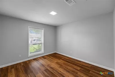 208 Berkshire Lane, Victoria, TX 77904 - Photo 21
