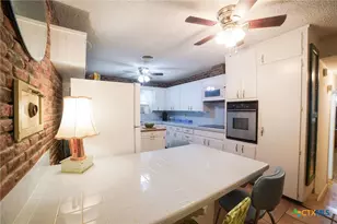 212 Highland Oaks Dr, Harker Heights, TX 76548 - Photo 11