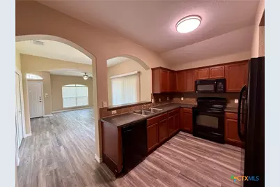 101 Salas Drive, San Marcos, TX 78666 - Photo 5