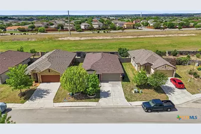 2238 Falcon Way, New Braunfels, TX 78130 - Photo 7
