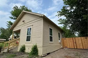 1303 S 13th St, Temple, TX 76504 - Photo 7