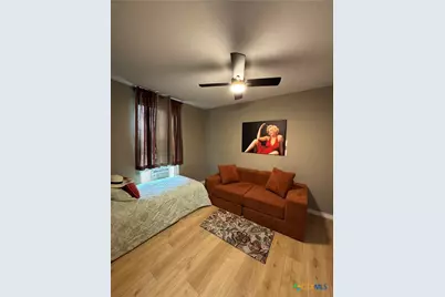 1303 S 13th Street, Temple, TX 76513 - Photo 9