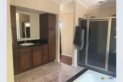800 Thurman Road, San Marcos, TX 78666 - Photo 7