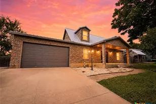 2011 Zint St, Gonzales, TX 78629 - Photo 1